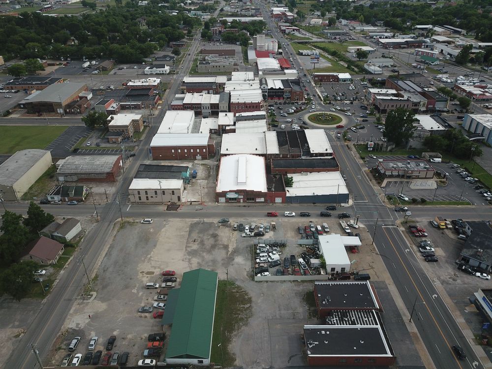 106 E Market St, Lebanon, TN 37087